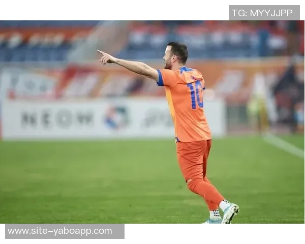 卡扎伊什维利荣膺2025赛季中超最佳球员创27球5助佳绩